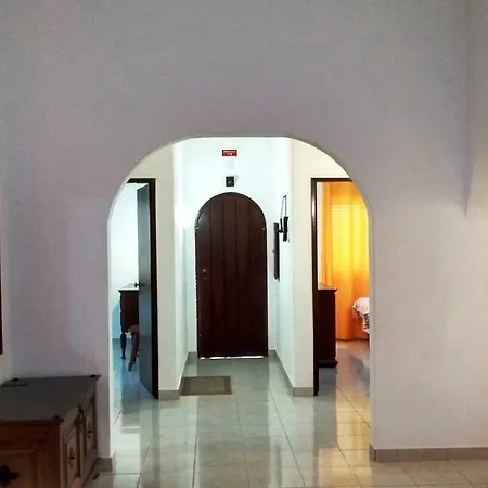 Senhora Da Rocha Beach House *